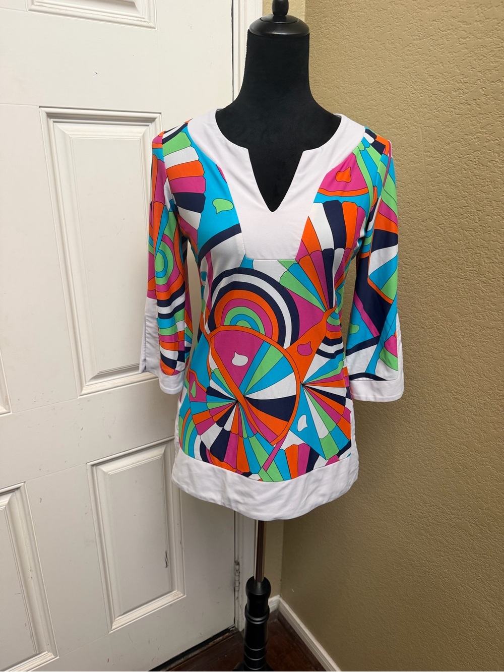 Jude Connally Multicolor Geometric V-Notch Tunic with White Trim